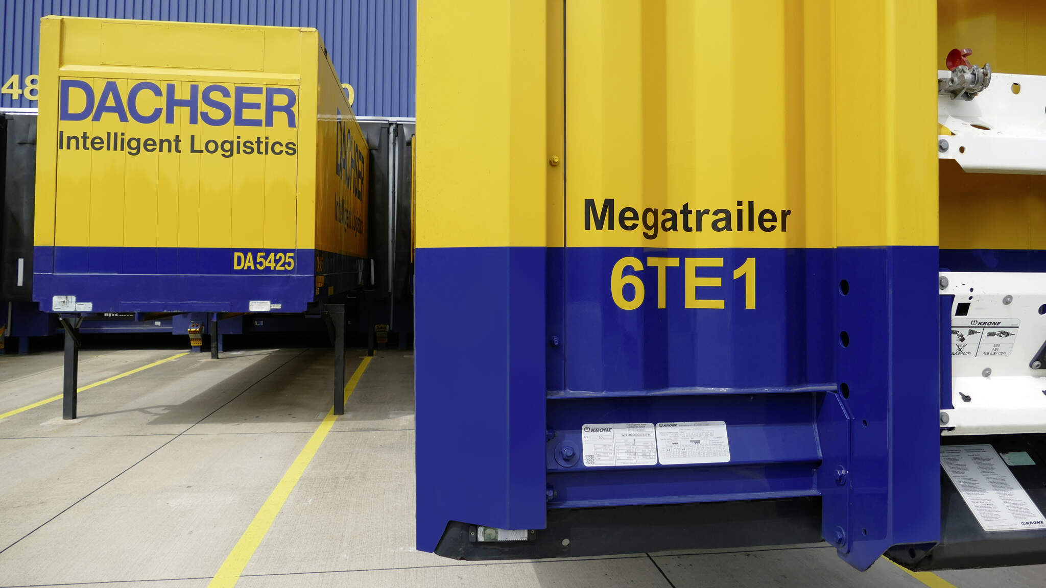 La sustitución gradual de los semirremolques en la línea de negocio European Logistics va a permitir a DACHSER optimizar la utilización de la capacidad y, al mismo tiempo, disminuir el impacto climático del transporte.