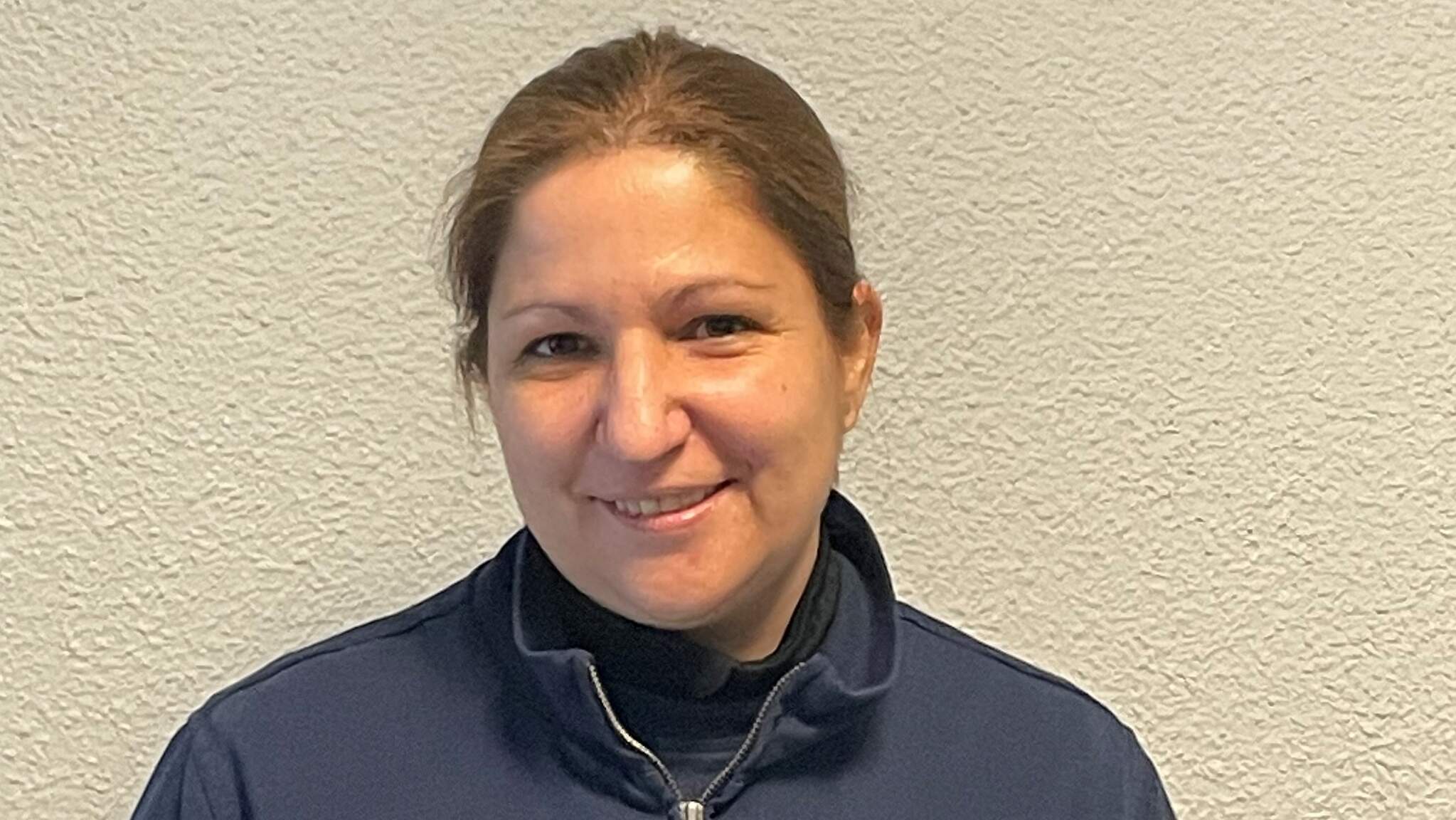María del Carmen Alarcón ha desarrollado toda su vida profesional en DACHSER donde comenzó a trabajar hace 18 años como mozo de almacén, convirtiéndose en una de las pioneras en desempeñar este empleo. María del Carmen Alarcón ha desarrollado toda su vida profesional en DACHSER donde comenzó a trabajar hace 18 años como mozo de almacén, convirtiéndose en una de las pioneras en desempeñar este empleo.